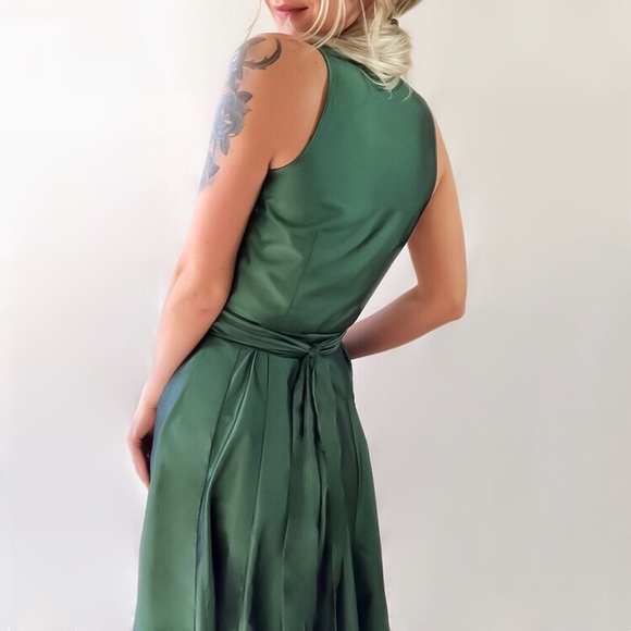 βSOLDβ Zara emerald green midi dress - Picture 5 of 7